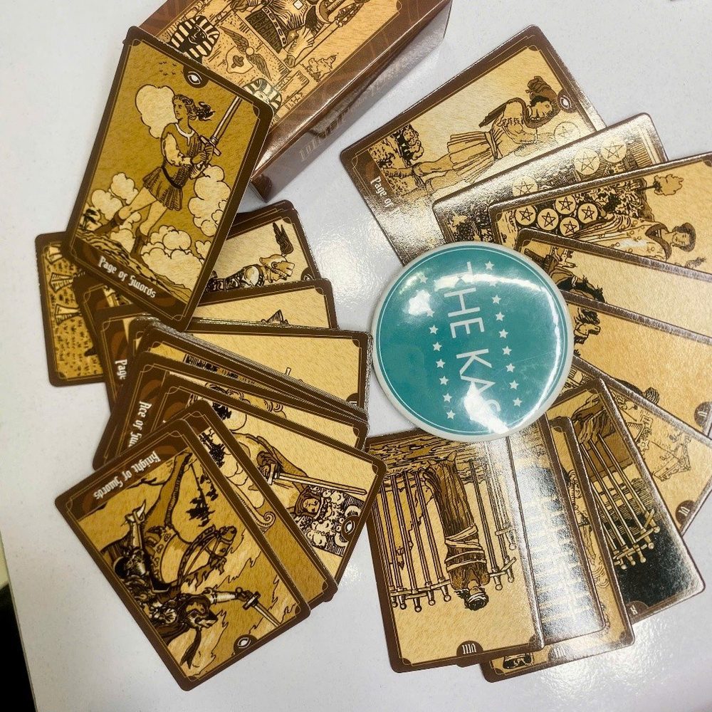 Bộ Bài lá tiếng Anh Deep Eye A.E. Tarot DY1 Ver Nâu 78 Huyền Học trò chơi tarrot
