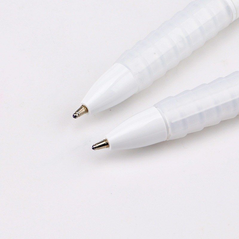 Bút bi bấm basic Baoke ngòi 0.7mm bút viết học sinh, văn phòng B29
