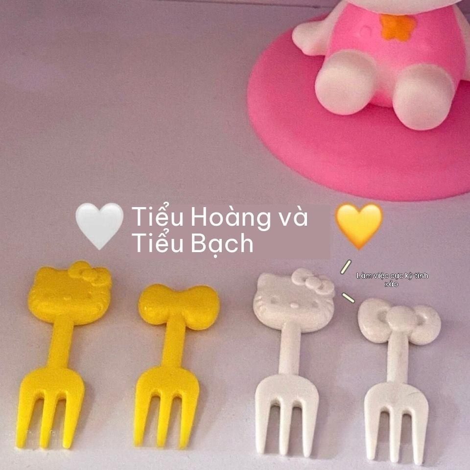 Dĩa Nhựa Ăn Hoa Quả HelloKT BL122