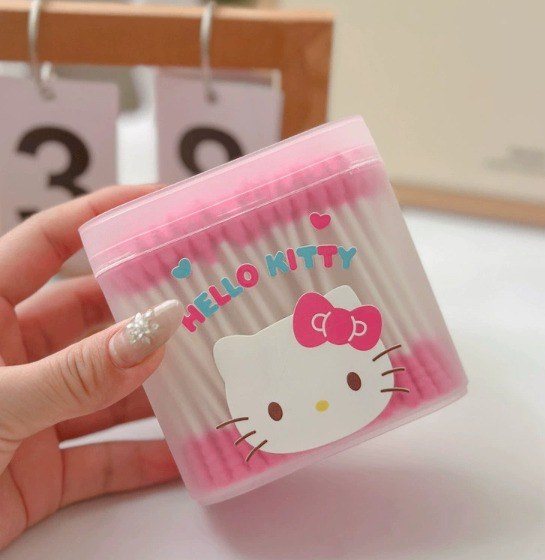 Hộp 200 bông ngoáy tai hoạt hình KT, Pochacco dễ thương K145 - hồng hello kitty