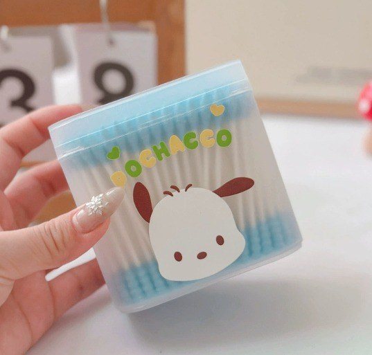 Hộp 200 bông ngoáy tai hoạt hình KT, Pochacco dễ thương K145 - xanh pochacco
