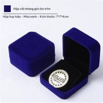 Hộp Đựng Trang Sức Pin Nam Châm 7x7x4cm H64