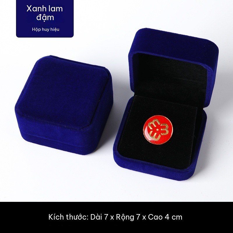 Hộp Đựng Trang Sức Pin Nam Châm 7x7x4cm H64
