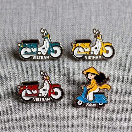 Huy hiệu cài áo xe cub - Quà tặng lưu niệm Việt Nam Saigonir Sanny Souvenir