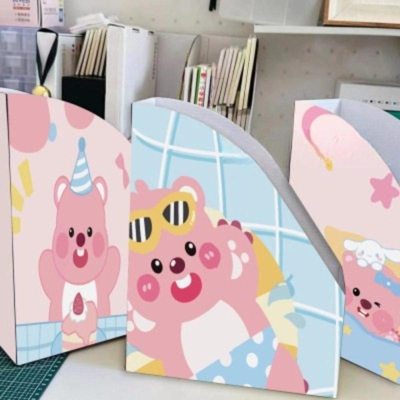 Kệ giấy gấp đựng sách có nhãn tên tài liệu Rilakkuma K170
