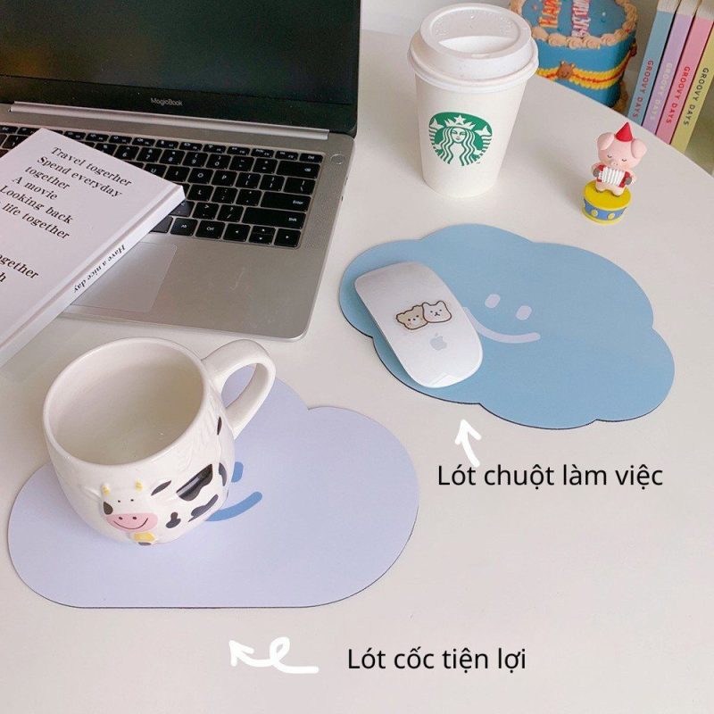 Lót chuột bàn phím mây xanh mặt cười