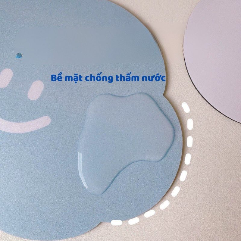 Lót chuột bàn phím mây xanh mặt cười