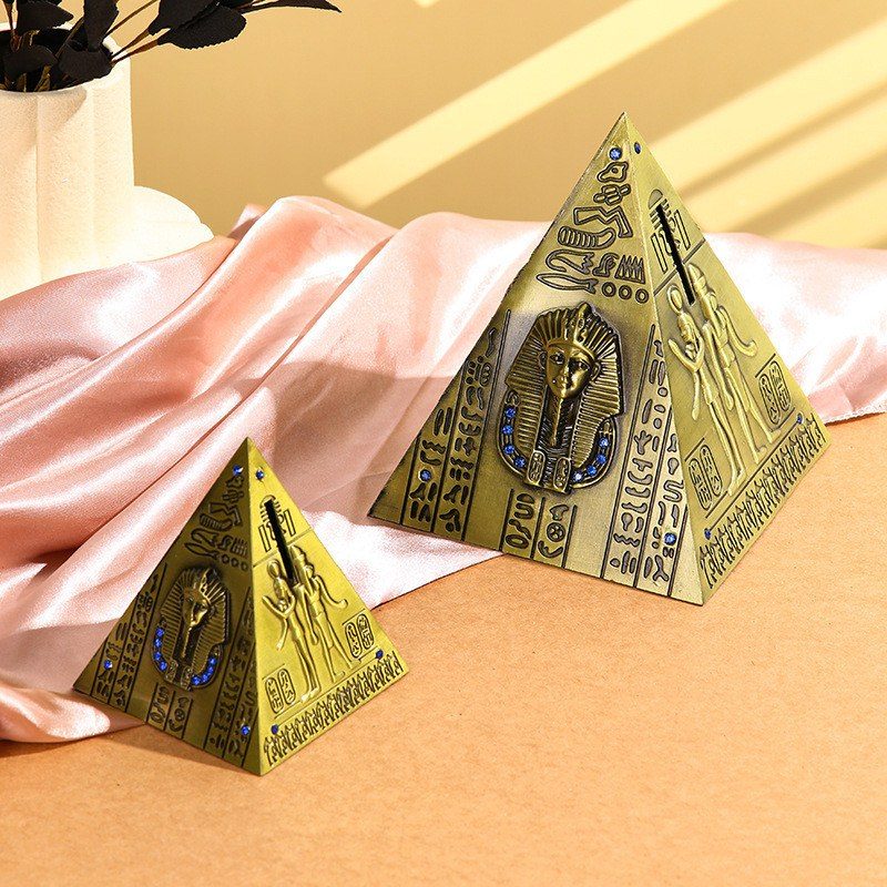 Mô Hình Kim Tự Tháp BL82