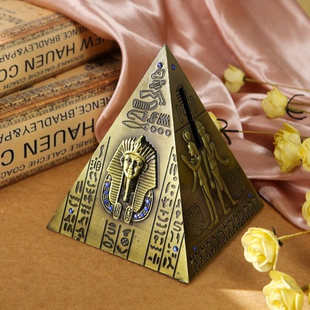 Mô Hình Kim Tự Tháp BL82