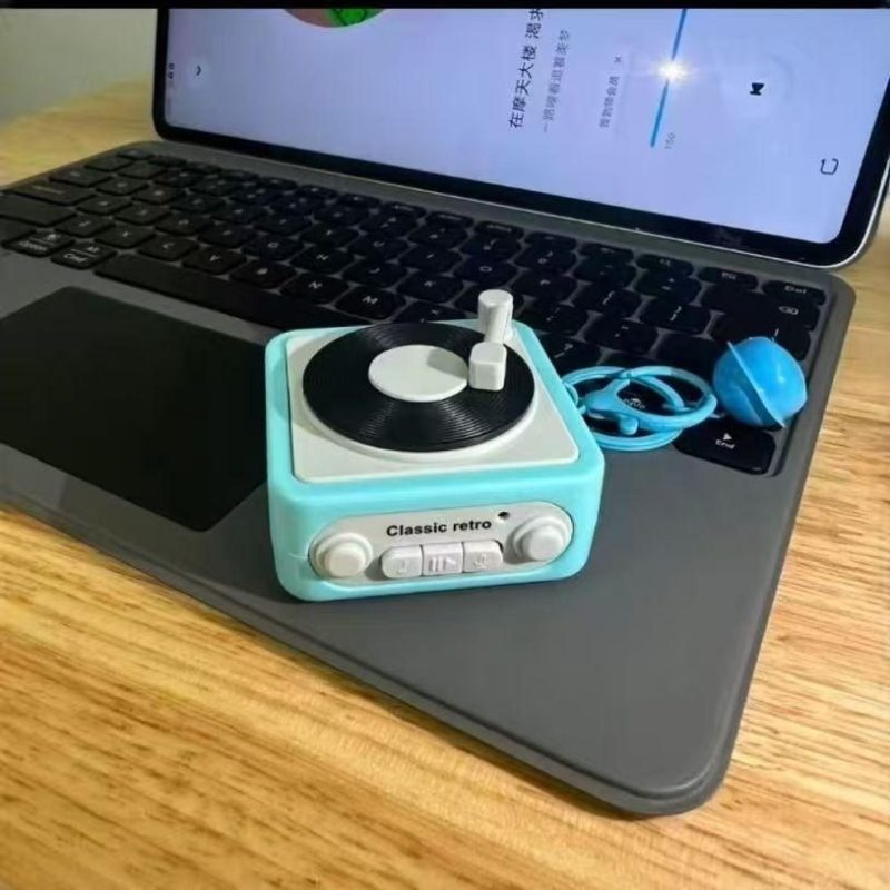 Móc khóa đầu đĩa than vintage phong cách retro treo balo