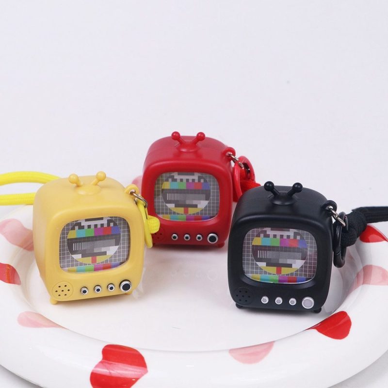 Móc Treo Balo Mô Hình TV Cổ Điển Phát Sáng BL232
