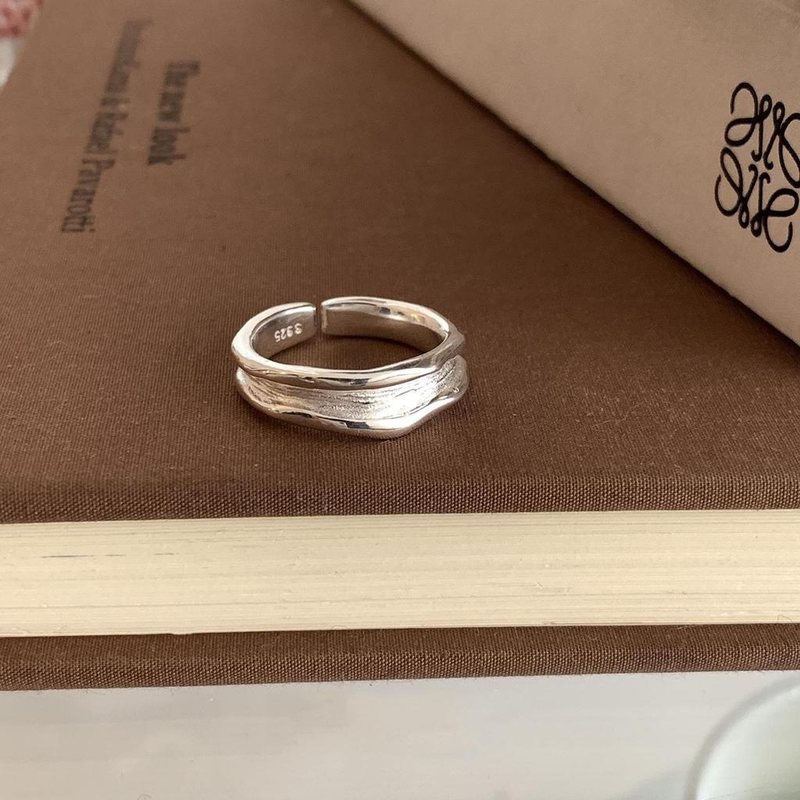 Nhẫn Bạc Hàn Quốc TS06 - Mẫu xếp ly J6161