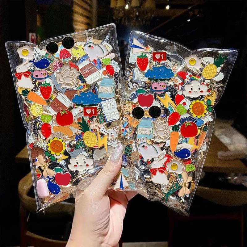 Pin Cài Áo Dễ Thương Huy Hiệu Kim Loại Cute Trang Trí Balo Học Sinh K242
