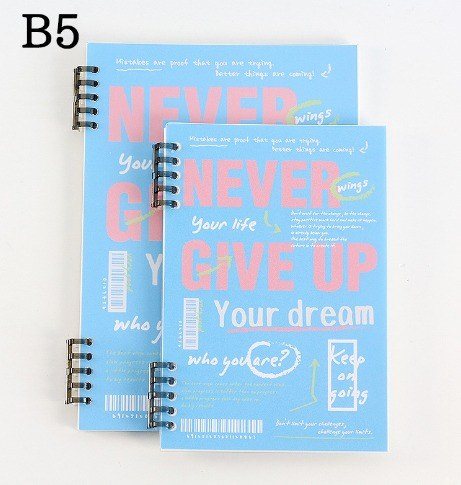 Sổ còng 2 đầu B5 120 trang kẻ nét đứt bìa Never give up S24 - Sổ còng 2 đầu B5 bìa trong suốt Never give up S24 - Xanh biển
