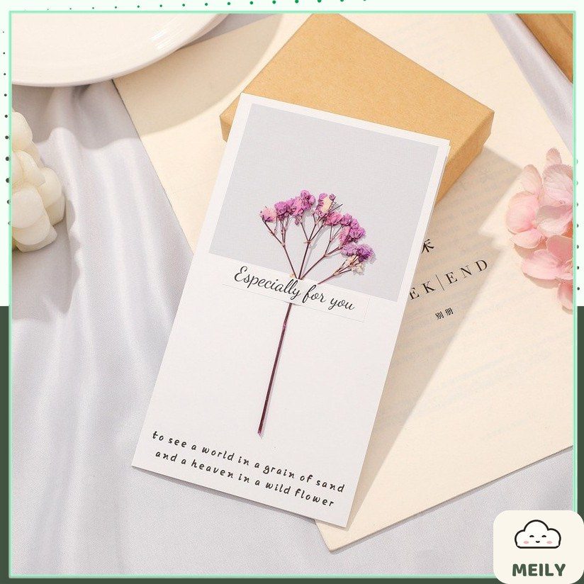 Thiệp giấy Vintage trắng cài hoa khô