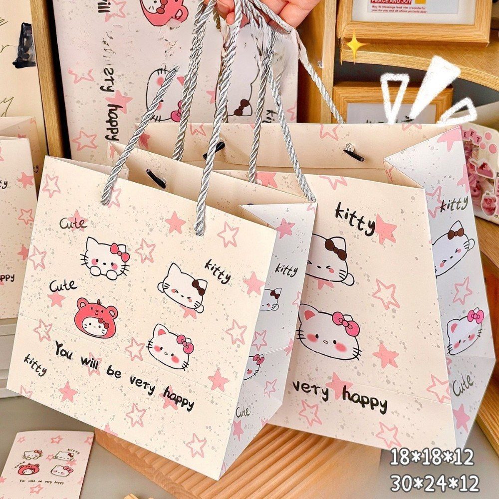 Túi Giấy Quai Lụa Xoắn Dày Dặn hoạt hình KT TU79