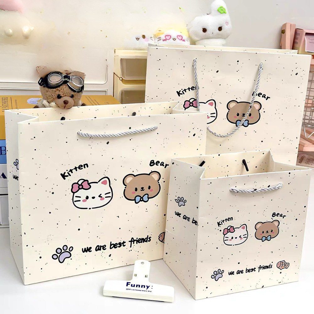 Túi Giấy Quai Lụa Xoắn Dày Dặn hoạt hình KT TU79