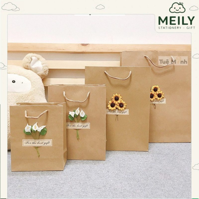 Túi quà giấy kraft Vintage đựng quà tặng gắn hoa khô T01