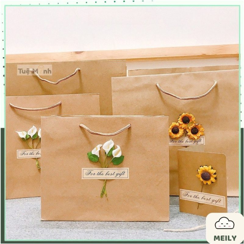 Túi quà giấy kraft Vintage đựng quà tặng gắn hoa khô T01